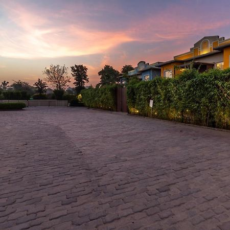 Downtown Resorts Nh8 Dhāruhera Εξωτερικό φωτογραφία